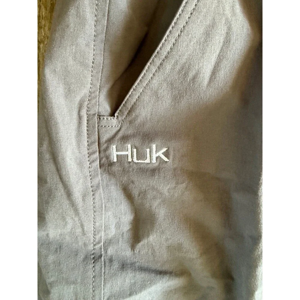 Men’s Huk Next Level 7” Shorts Sz. XXL Grey